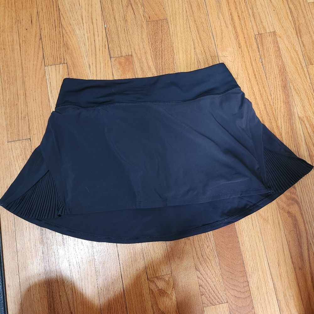 NWOT Lululemon skirt with shorts